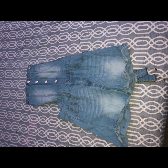 Jumpsuit - Picture 2 of 3